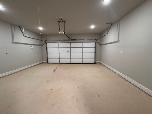 818 Venecia, Bossier City, LA 71111