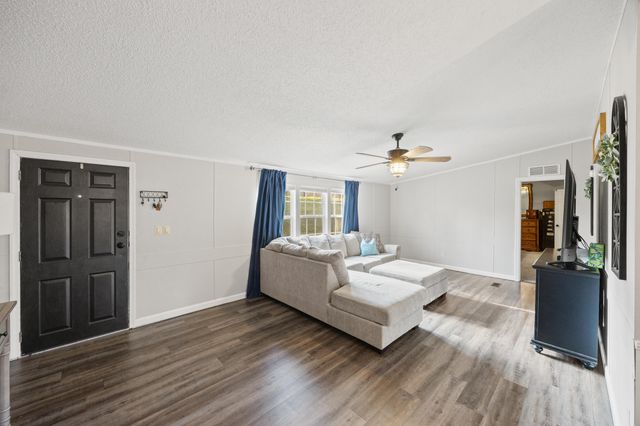 2700 Josephine Road, Sadieville, KY 40370