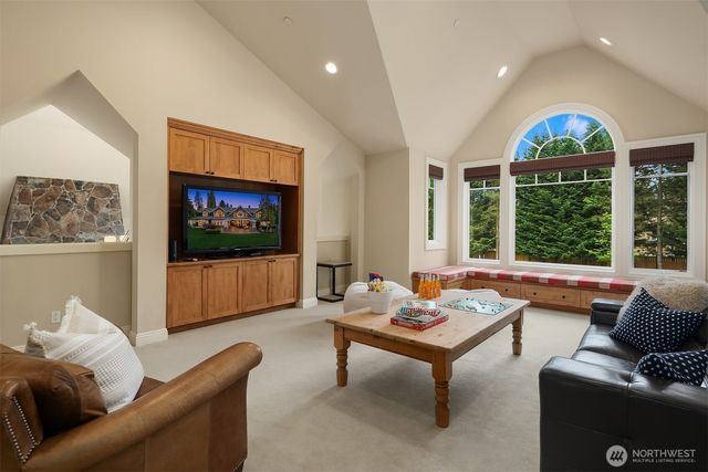 9 Diamond S Ranch, Bellevue, WA 98004