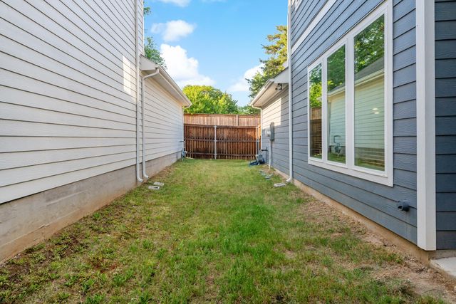 1569 Jackson Street, Carrollton, TX 75006