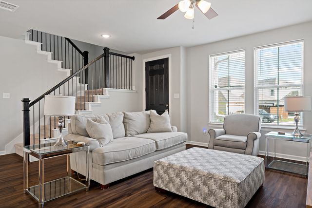 1569 Jackson Street, Carrollton, TX 75006