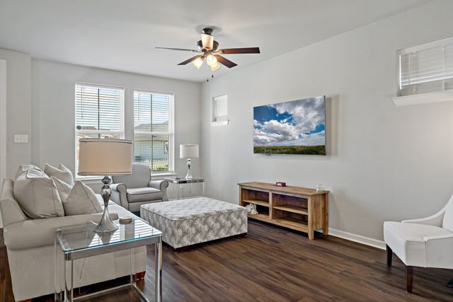 1569 Jackson Street, Carrollton, TX 75006