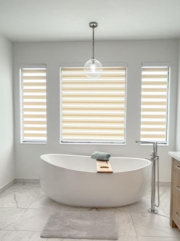 8227 Oceanus Drive, Boca Raton, FL 33496