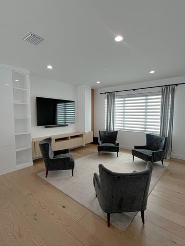 8227 Oceanus Drive, Boca Raton, FL 33496