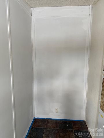 6776 Cobbs Place, Connelly Springs, NC 28612