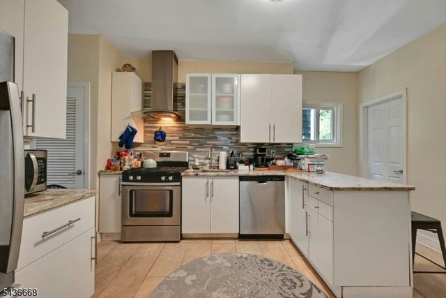 14 Wheeler St, Montclair Twp., NJ 07042