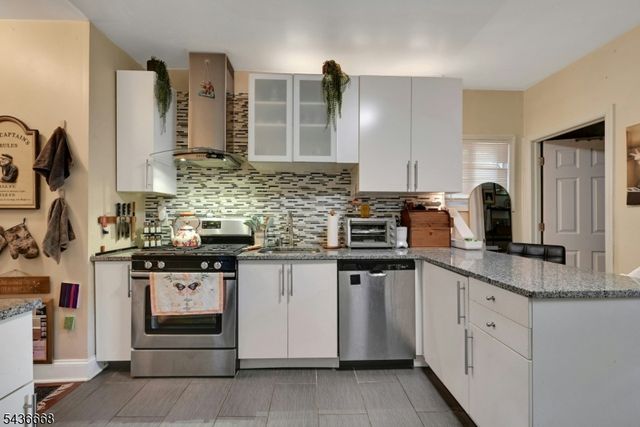 14 Wheeler St, Montclair Twp., NJ 07042