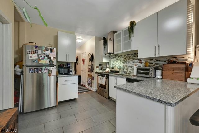 14 Wheeler St, Montclair Twp., NJ 07042