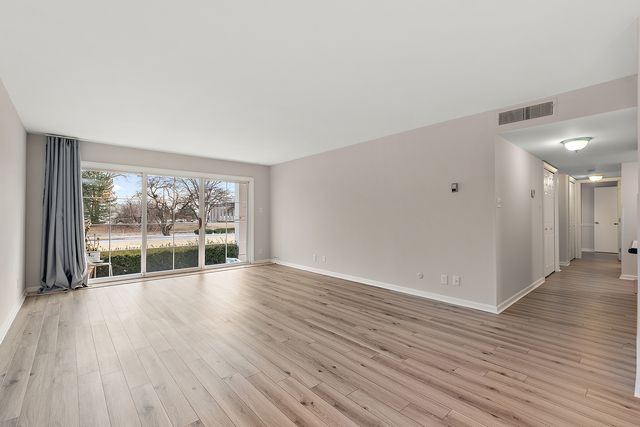 3001 Heritage Drive 106, Joliet, IL 60435