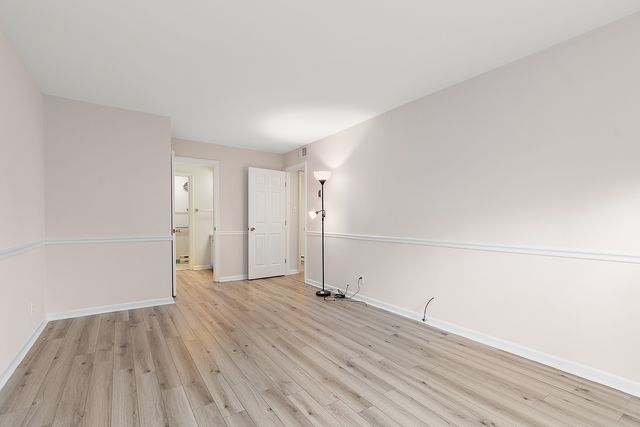 3001 Heritage Drive 106, Joliet, IL 60435