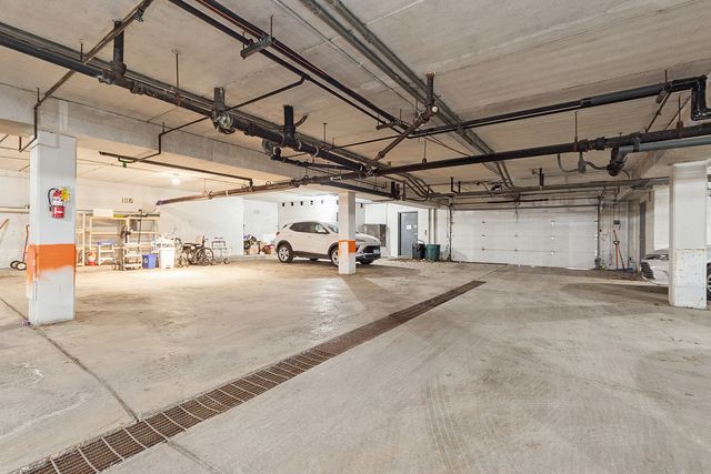 3001 Heritage Drive 106, Joliet, IL 60435