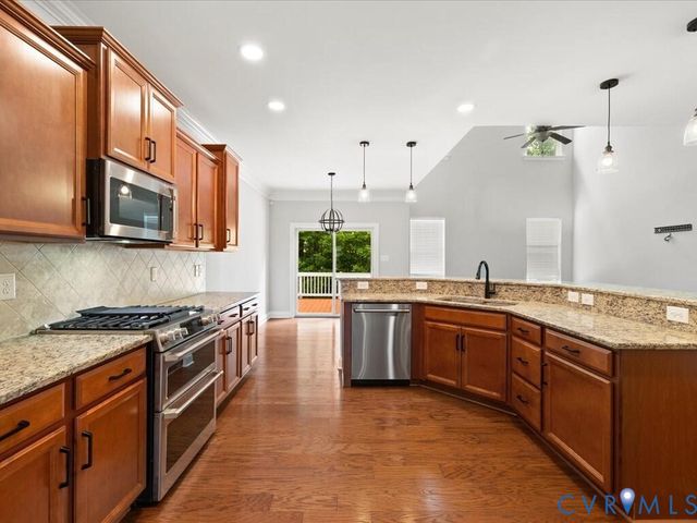 7525 Sugar Magnolia Ln, Quinton, VA 23141