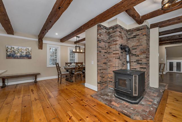 289 Currier Road, Deerfield, NH 03034