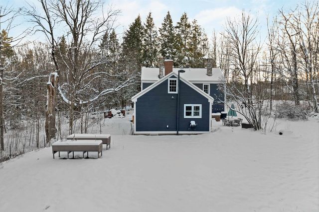 289 Currier Road, Deerfield, NH 03034