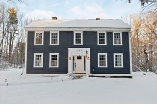 289 Currier Road, Deerfield, NH 03034