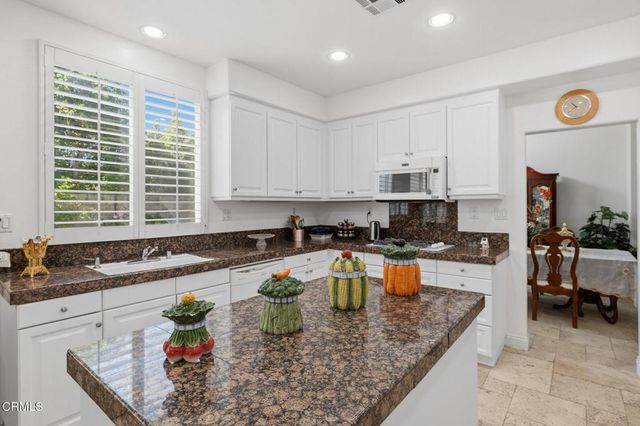 1016 Camino Vera Cruz, Camarillo, CA 93010