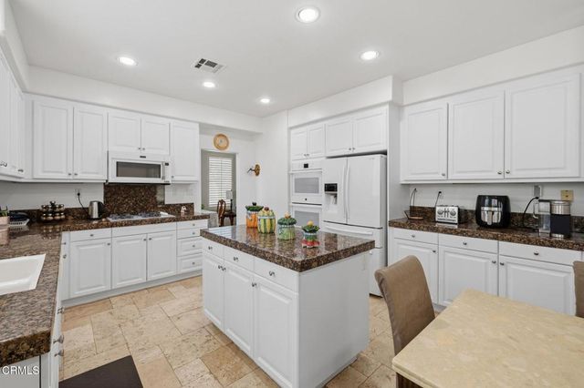 1016 Camino Vera Cruz, Camarillo, CA 93010