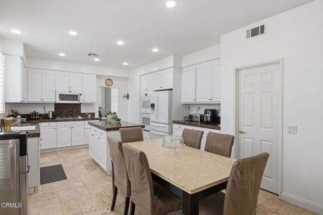 1016 Camino Vera Cruz, Camarillo, CA 93010