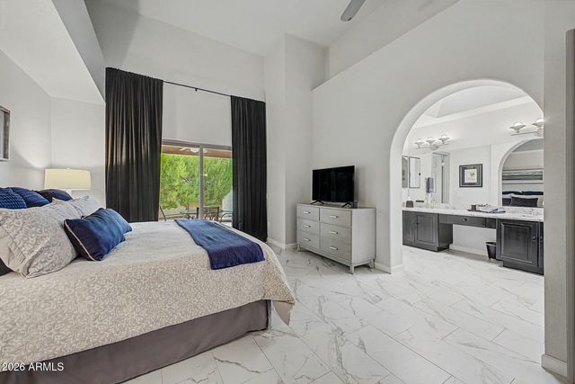 10593 E FANFOL Lane, Scottsdale, AZ 85258