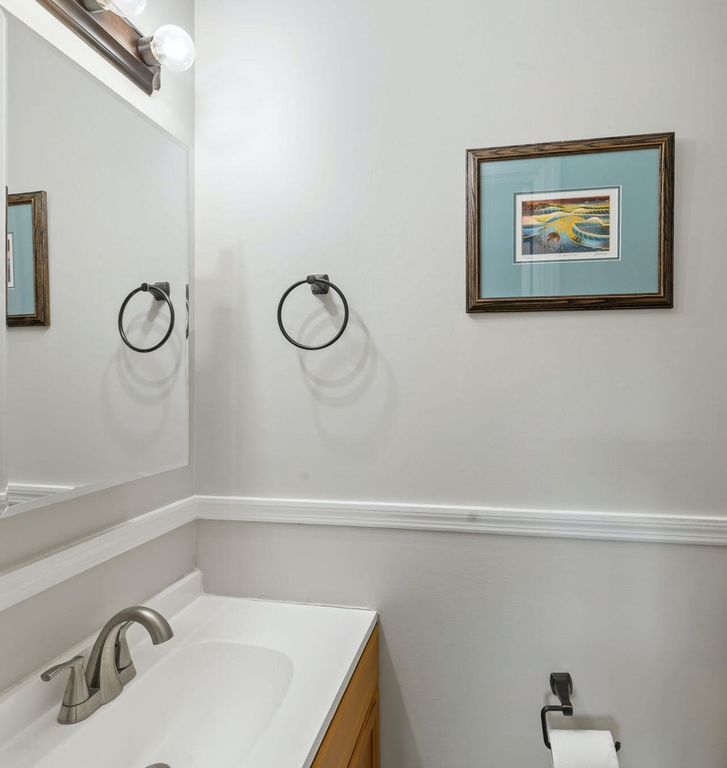 Image 12 of property listing at 1176 Winborn Drive, Charleston, SC 29412