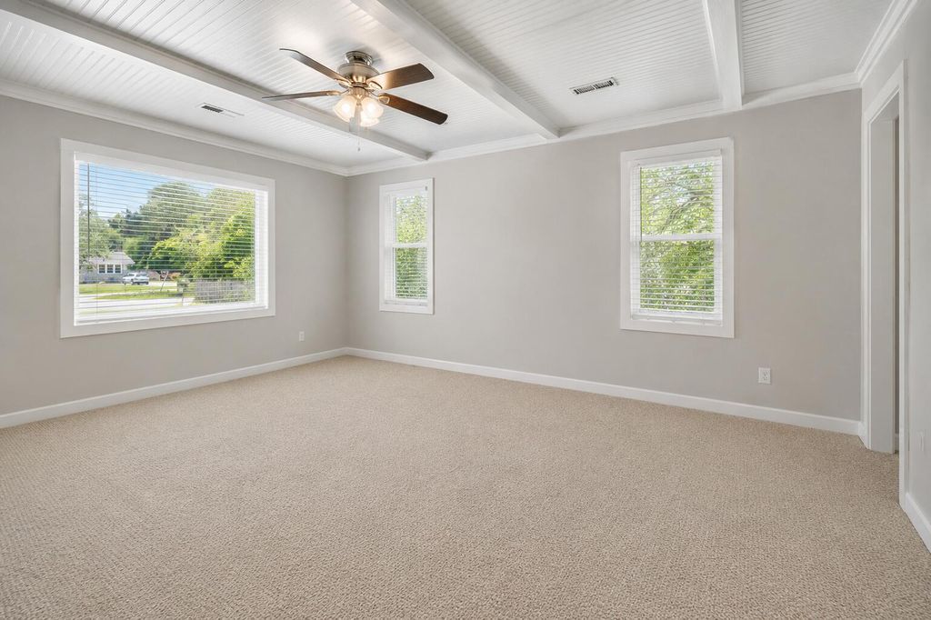 Image 19 of property listing at 1176 Winborn Drive, Charleston, SC 29412