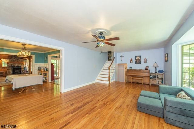 24 Brookvale Rd, Kinnelon Boro, NJ 07405