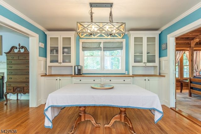24 Brookvale Rd, Kinnelon Boro, NJ 07405
