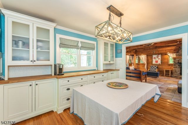 24 Brookvale Rd, Kinnelon Boro, NJ 07405