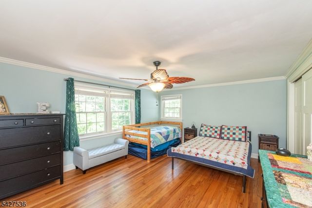 24 Brookvale Rd, Kinnelon Boro, NJ 07405