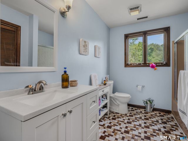 70 Stepstone Hill Road, Guilford, CT 06437