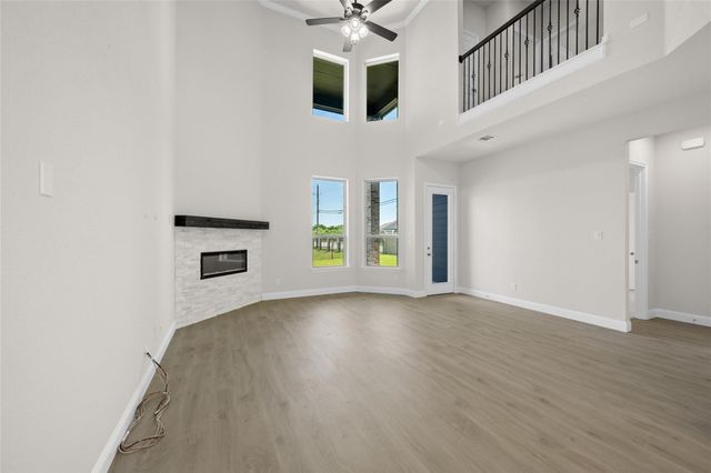 6978 Westlake Drive, Grand Prairie, TX 75054