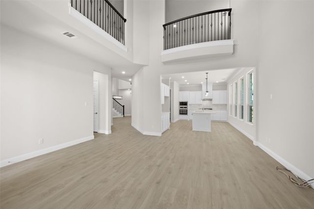6978 Westlake Drive, Grand Prairie, TX 75054