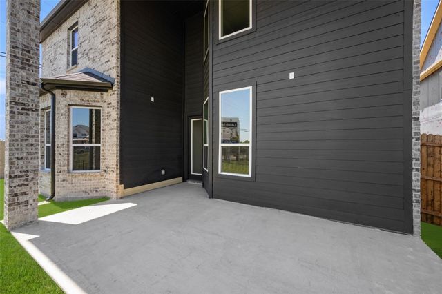 6978 Westlake Drive, Grand Prairie, TX 75054