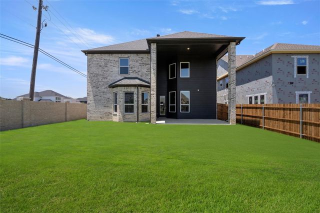 6978 Westlake Drive, Grand Prairie, TX 75054