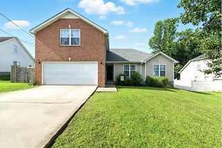 104 Moshe Yaalon Dr, La Vergne, TN 37086