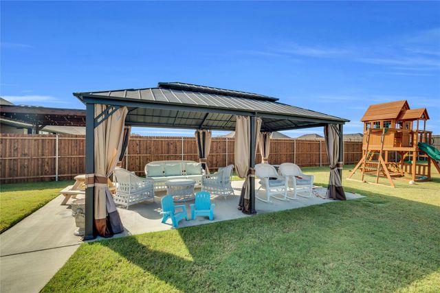 917 S Bluebird Lane, Midlothian, TX 76065