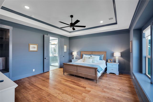 917 S Bluebird Lane, Midlothian, TX 76065