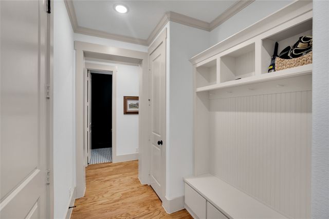 917 S Bluebird Lane, Midlothian, TX 76065