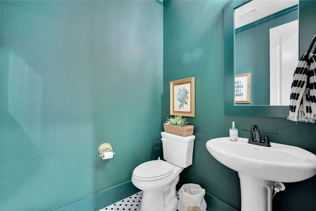 917 S Bluebird Lane, Midlothian, TX 76065