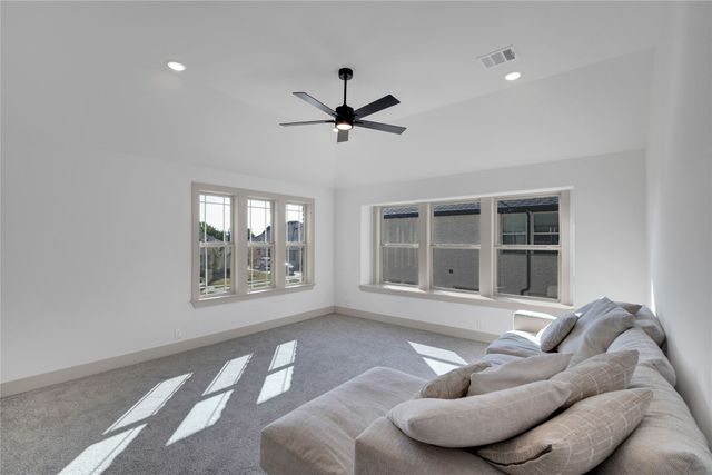 917 S Bluebird Lane, Midlothian, TX 76065