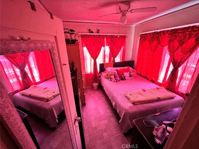 330 W 56TH ST, Los Angeles, CA 90037