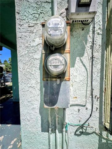 330 W 56TH ST, Los Angeles, CA 90037