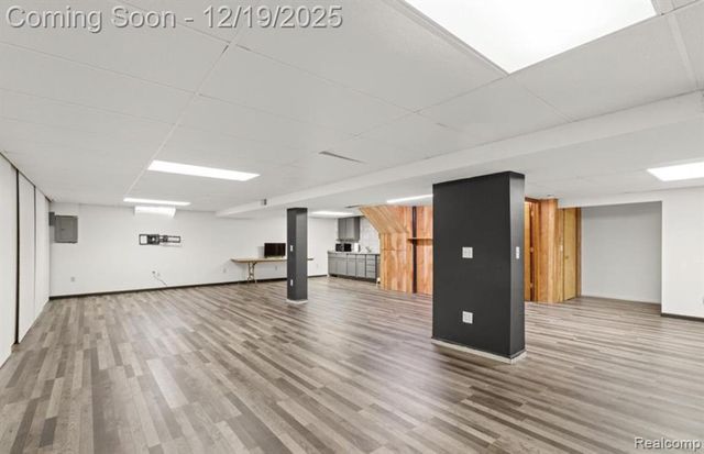 44000 Dunham Court, Clinton Township, MI 48038