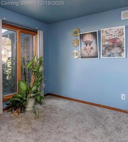 44000 Dunham Court, Clinton Township, MI 48038