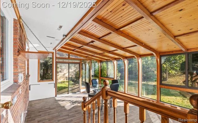 44000 Dunham Court, Clinton Township, MI 48038