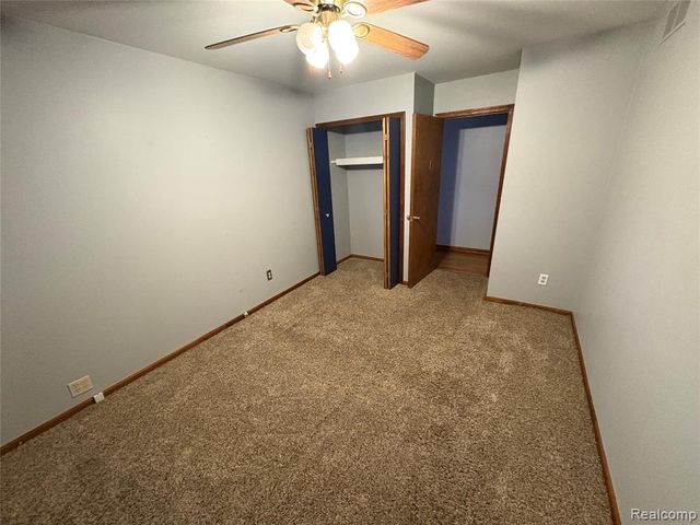 44000 Dunham Court, Clinton Township, MI 48038