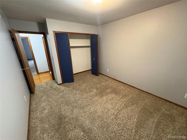 44000 Dunham Court, Clinton Township, MI 48038