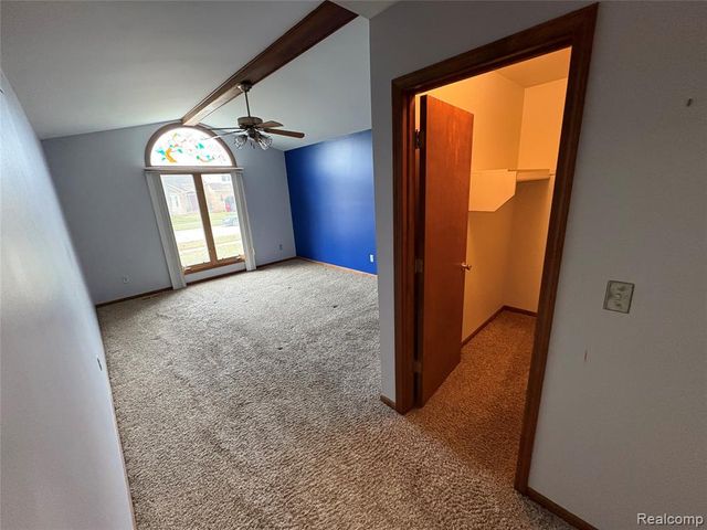 44000 Dunham Court, Clinton Township, MI 48038