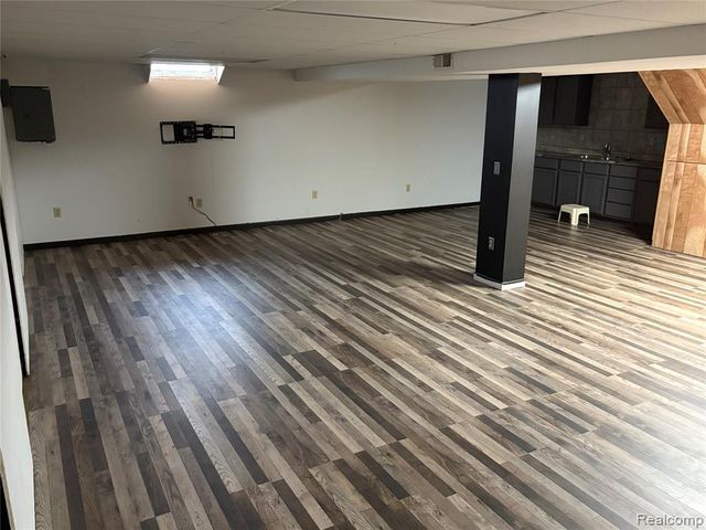 44000 Dunham Court, Clinton Township, MI 48038