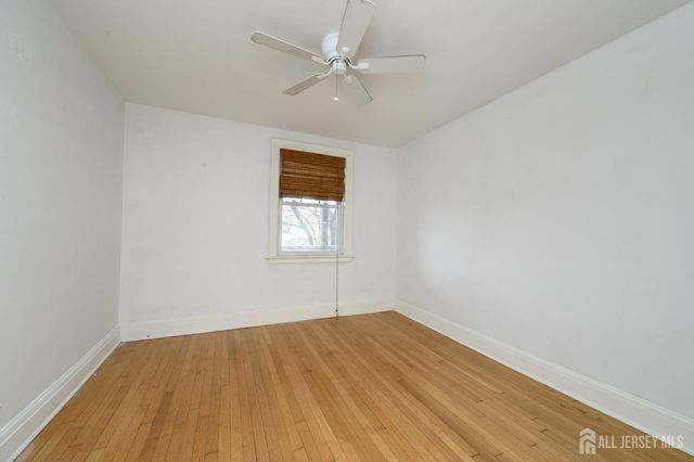 324 N 8th Avenue N, Manville, NJ 08835